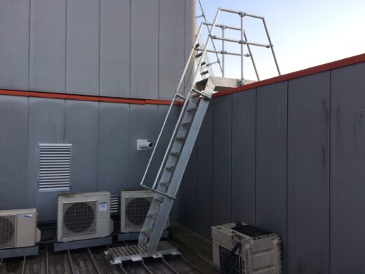 Roof ladders